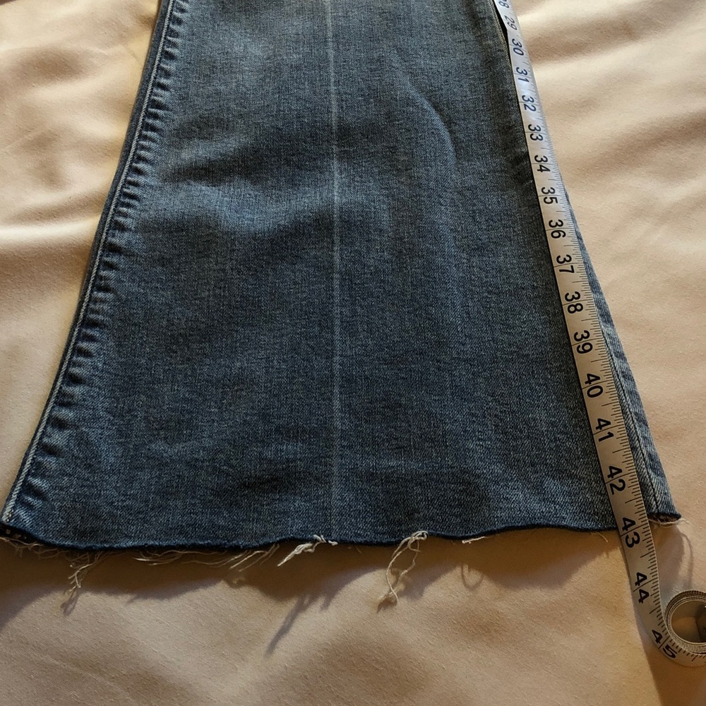 Express Women's Light Wash Flare Jeans - Picture 3 of 7